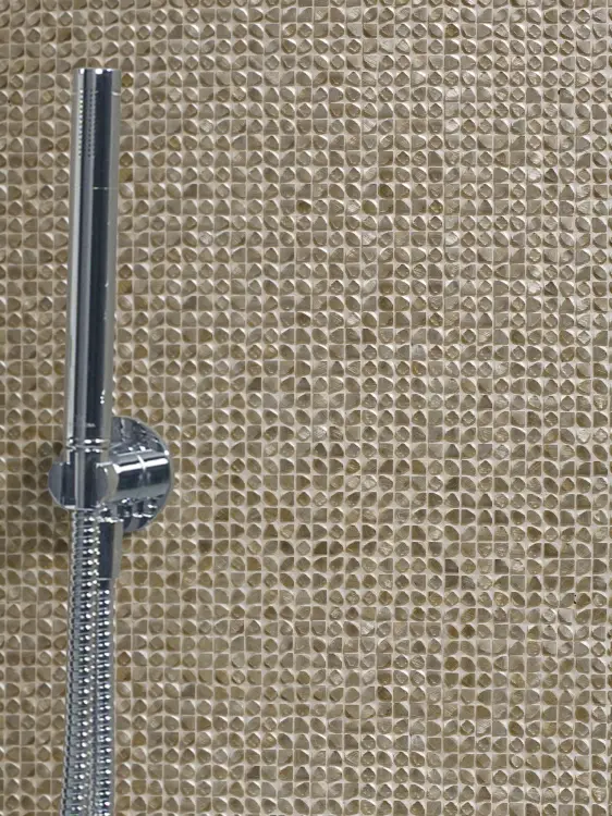 L'Antic Colonial Gravity Aluminium Cubic Gold 30,5x30,5 - Mozaika — ambient