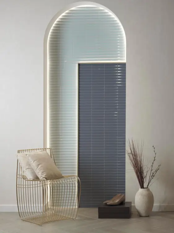 L'Antic Colonial Blinds Navy 16,15x30 — ambient