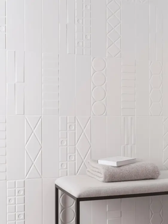 L'Antic Colonial Geo Deco White 12,35x44,3 — ambient