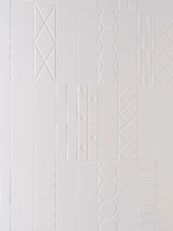 L'Antic Colonial Geo White 12,35x44,3 — ambient