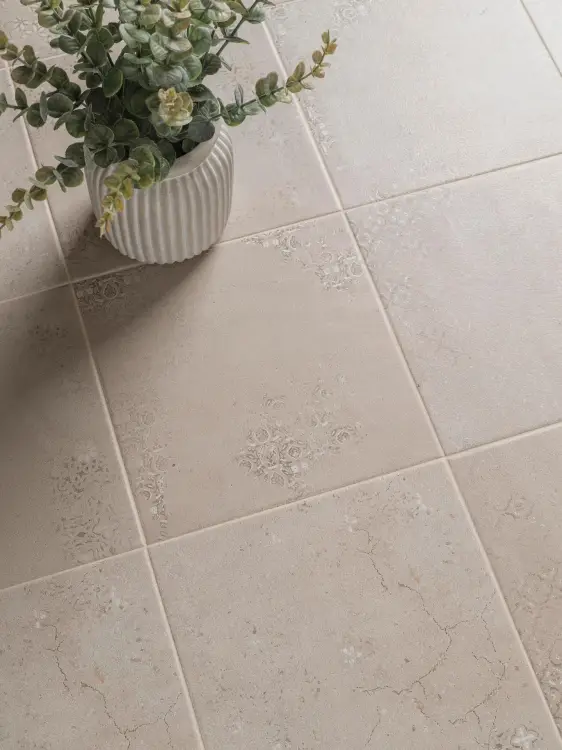 L'Antic Colonial Parma Deco Limestone 30x30 — ambient
