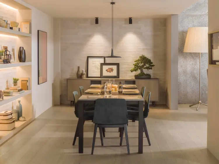 L'Antic Colonial Parma Limestone 8x30 — ambient