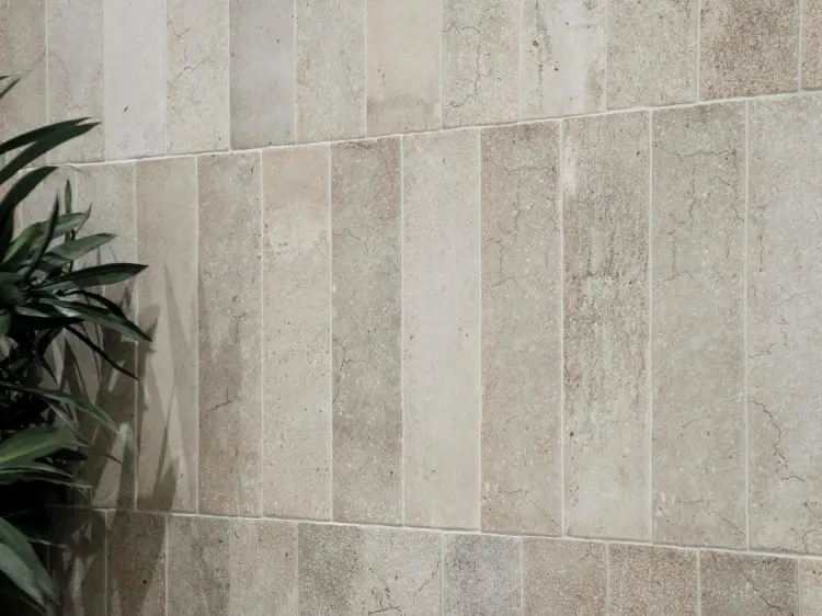 L'Antic Colonial Parma Taupe 8x30 — ambient