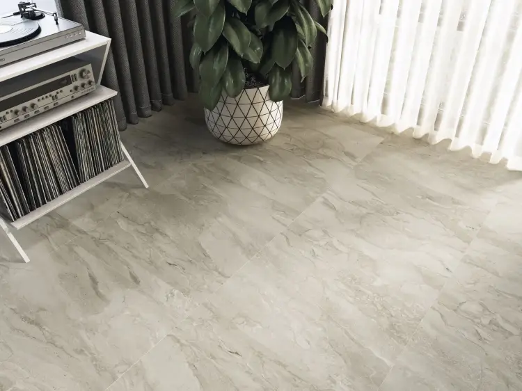 Baldocer Pienza Miele Pulido 80x80 połysk — aranżacja