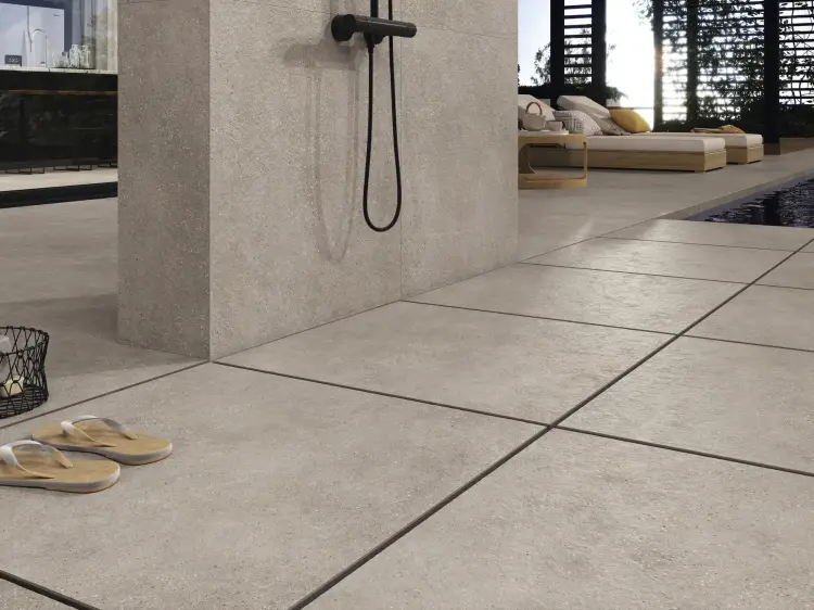 Baldocer Asphalt Mud 80x80 mat 20 mm antypoślizgowa — aranżacja