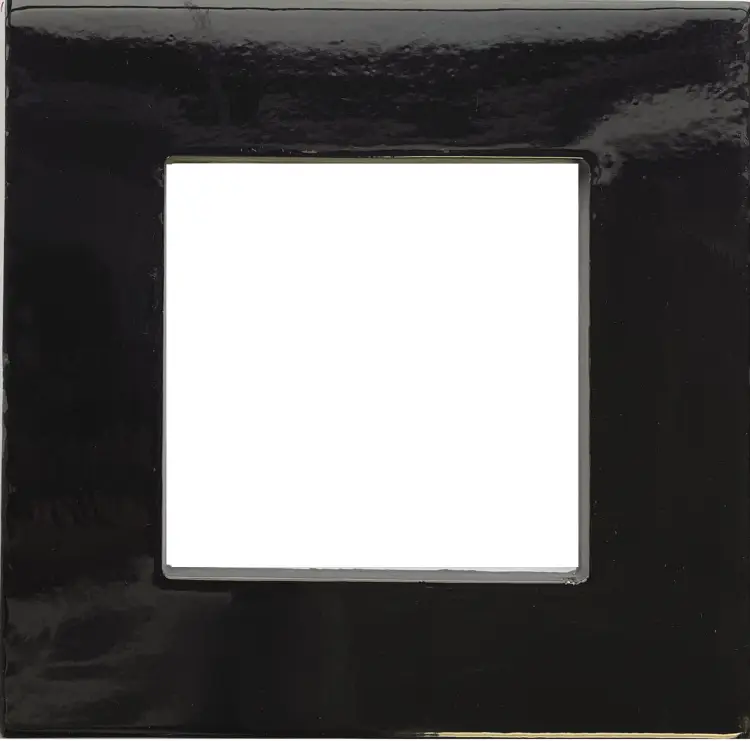 Harmony In & Out by Mut Out Black 22,4x22,4 mat — płytka
