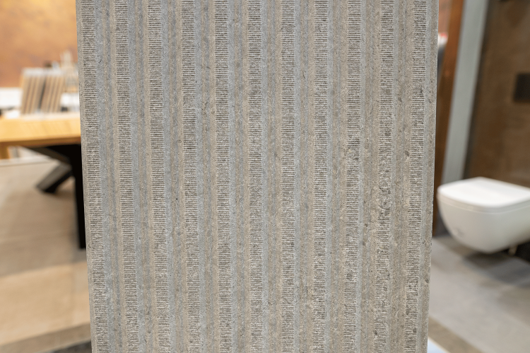 Porcelanosa Mombasa Prada Acero 45x120 (8).png