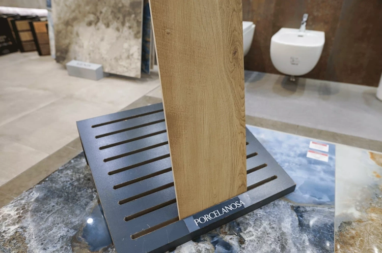 Porcelanosa-Manhattan-Maple-29,4x180-stemar (8).webp