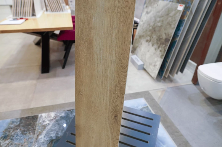 Porcelanosa-Manhattan-Maple-29,4x180-stemar (10).webp