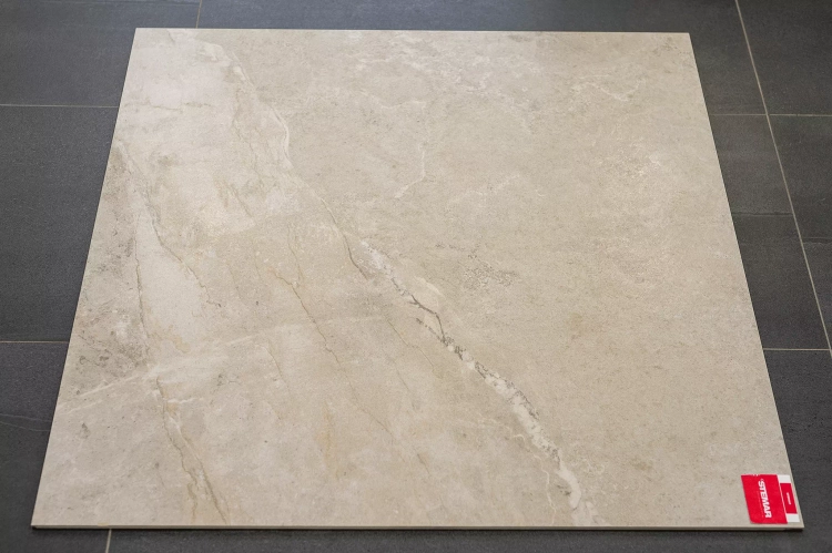 Płytka-gresowa-w-macie-zarówno-ścienna-jak-i-podłogowa-Essentiale-Erding-Pearl-w-rozmiarze-120x120-stmar (4).webp