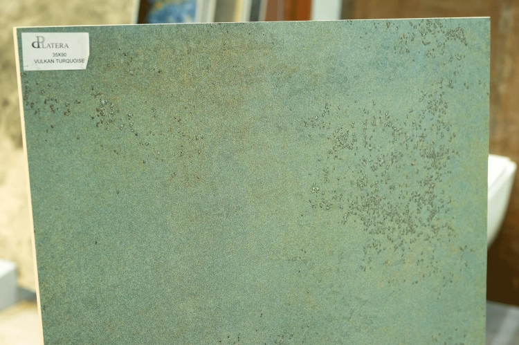 La-Platera-Vulkan-Turquoise-35×90-stemar (14).webp