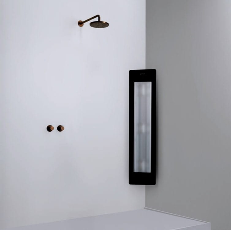 Sunshower one medium black Stemar 5.jpg