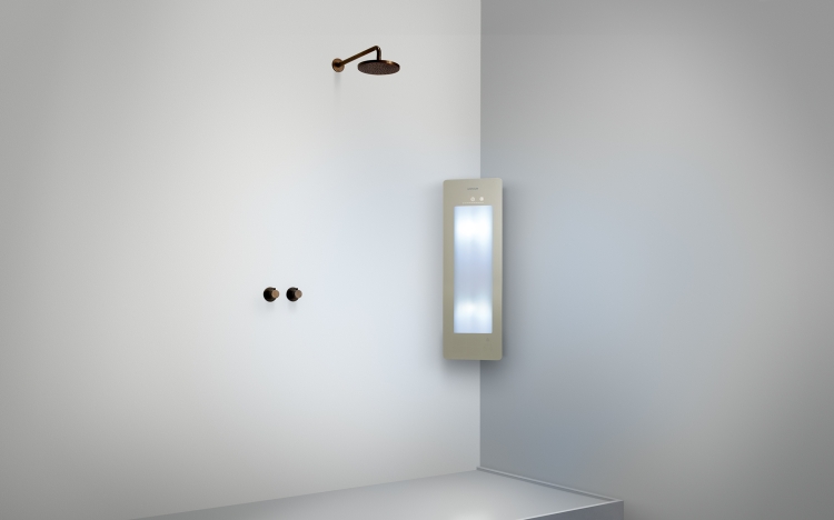 Sunshower ONEPLUS_S_Sand White_hoek_UV_verlengd--LOWRES.jpg