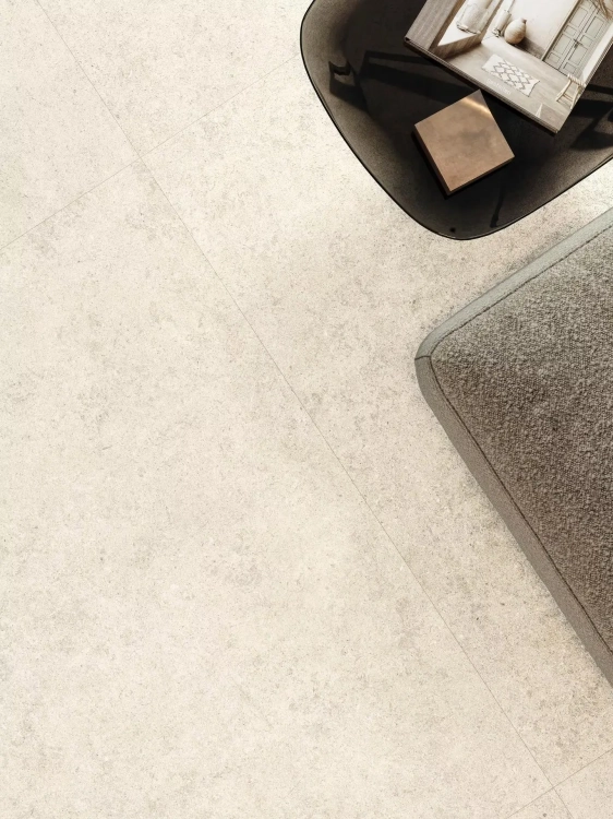Porcelanosa CANCUN CALIZA L 59,6×120 cm – gres matowy inspirowany naturalnym wapieniem, wizualizacja.