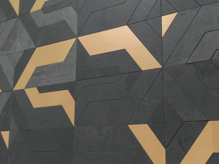 L'ANTIC COLONIAL FOCUS BLACK Gold 29X28X0,98 wizualizacja 1.jpg