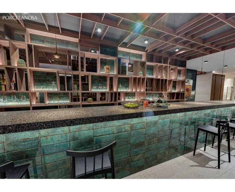 PORCELANOSA DECO VETRI GREEN L 33,3×59,2 cm – płytka ścienna w odcieniu zielonym (green) Wizualizacja.